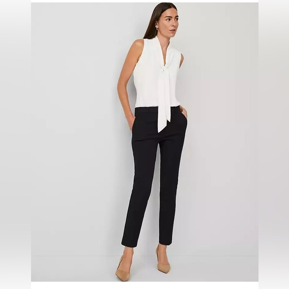New $98 Ann Taylor Eva Ankle Pants in Atlantic Navy sz 4 - Picture 1 of 3